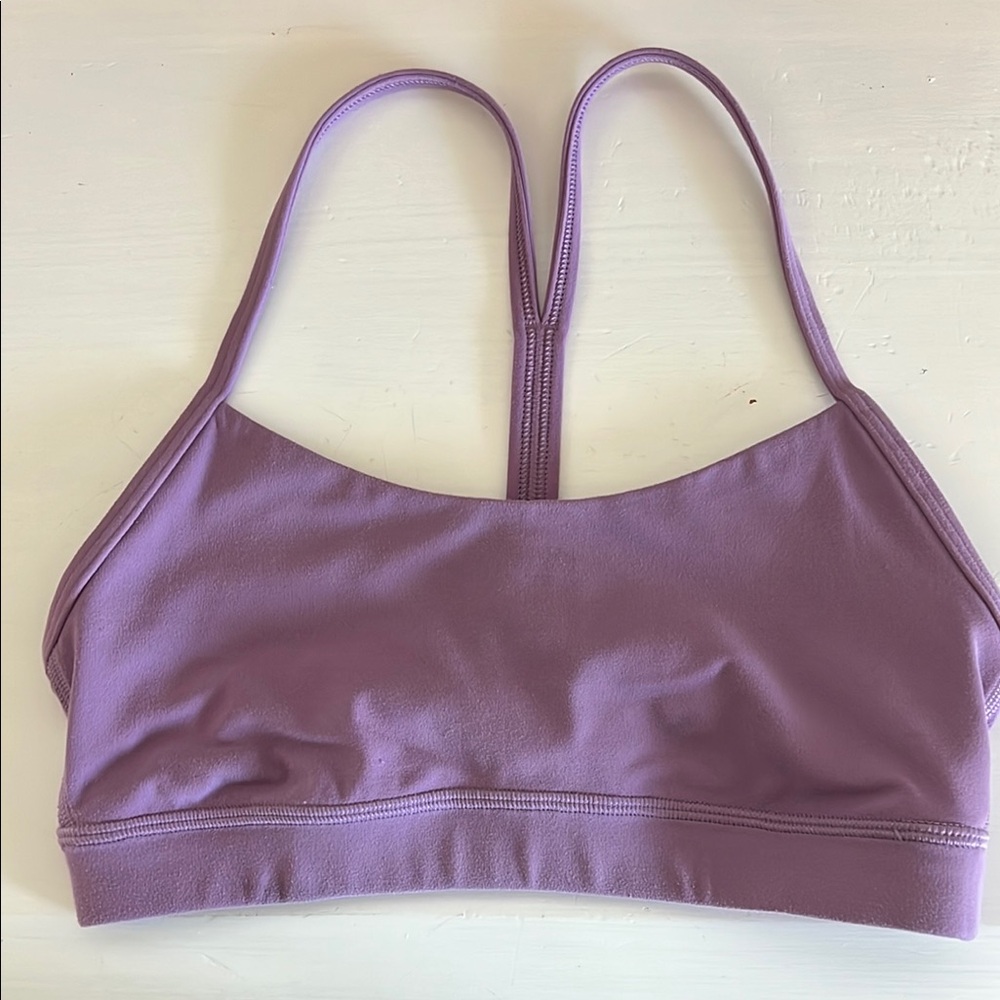 Lululemon Flow Y Bra Nulu
Light Support